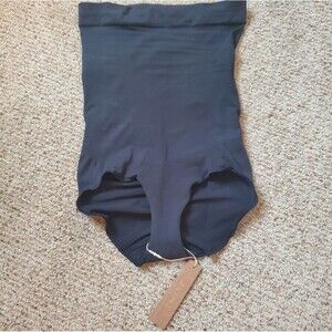 Skims Everyday Sculpt